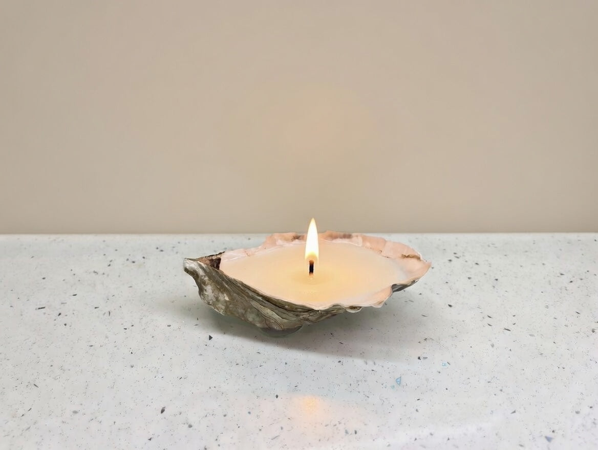 Medium Oyster Candle